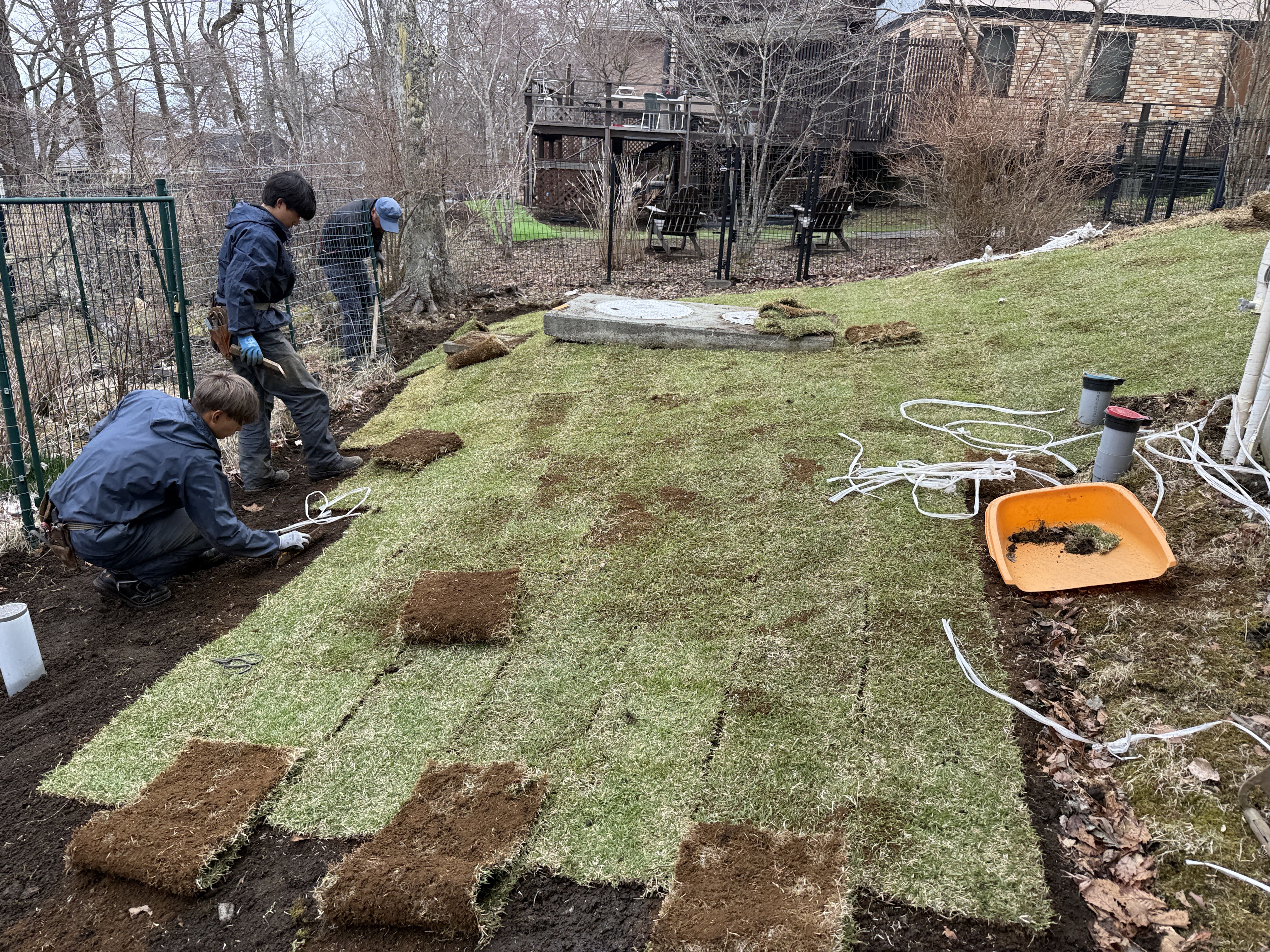 芝生張りGO〜(^^)v